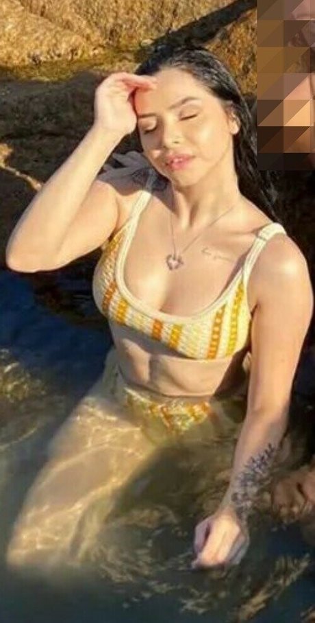 Eduarda Yuni art star image