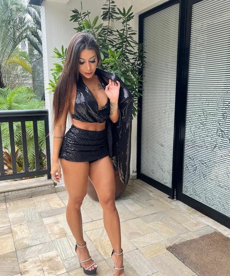 Biadavitoria model porn image