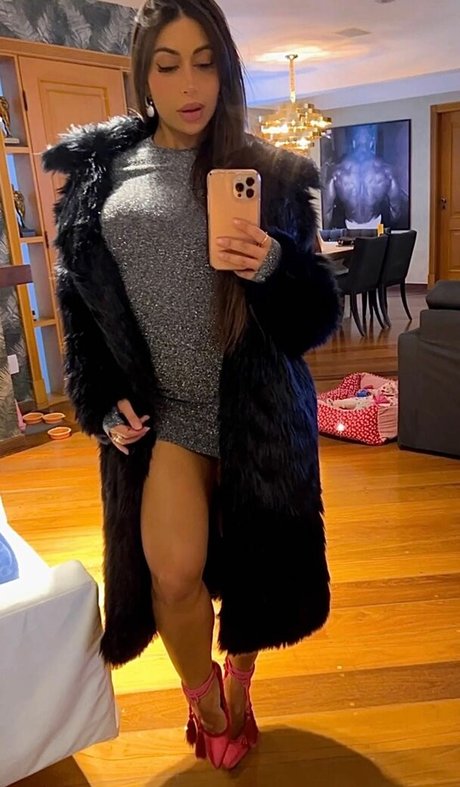 Biadavitoria model exclusive images