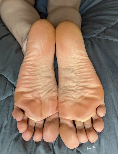 brandyelliott model nudes archive