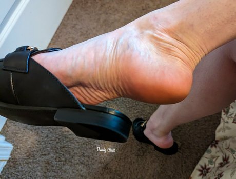 beautiful babe onlyfans adult image