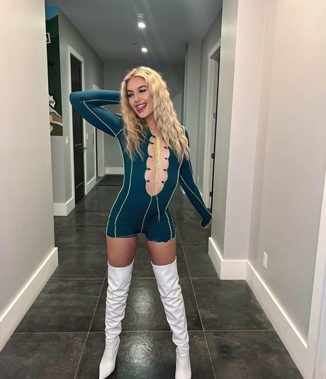 haaleighhbrooks star art archive