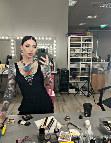 inkedines star sexy photos