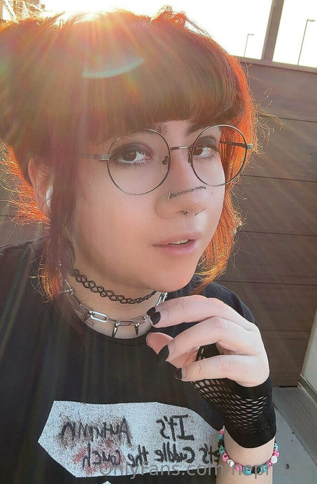 Nephallic nice actress pictures