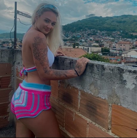 Gabi Gagliassi naked actress pictures