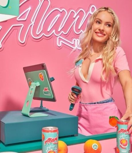 Claudia Walsh model free galleries