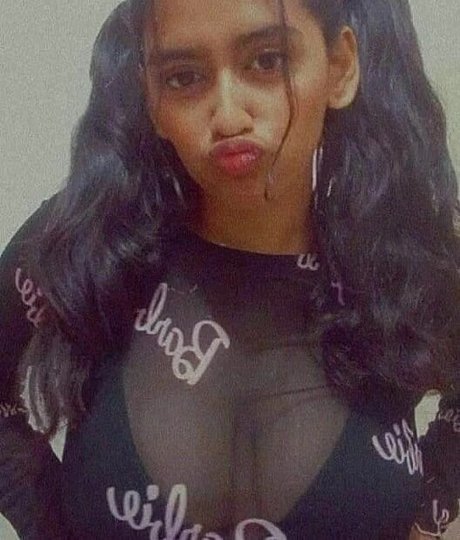 Sanjana Saba star pornographic pic