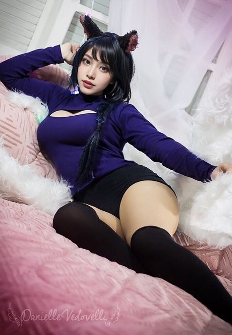 Elina Yi porn actress photos