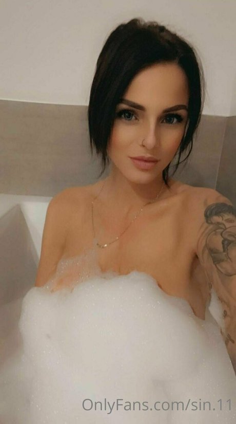 sin free exclusive actress galleries