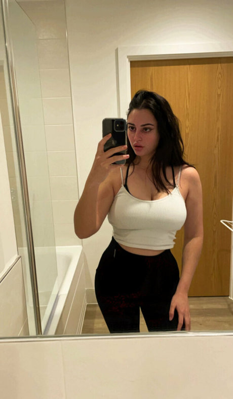 emmafkfree nudes actress galleries