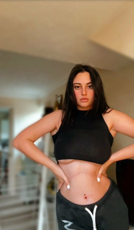 emmafkfree model exclusive pictures