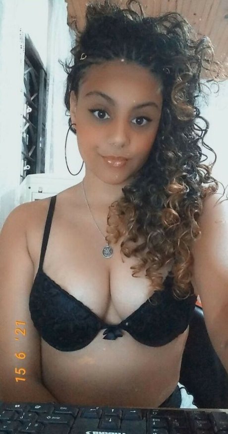 TixyPackkk star free pic