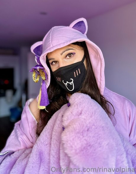 rinavolpina porn star pic