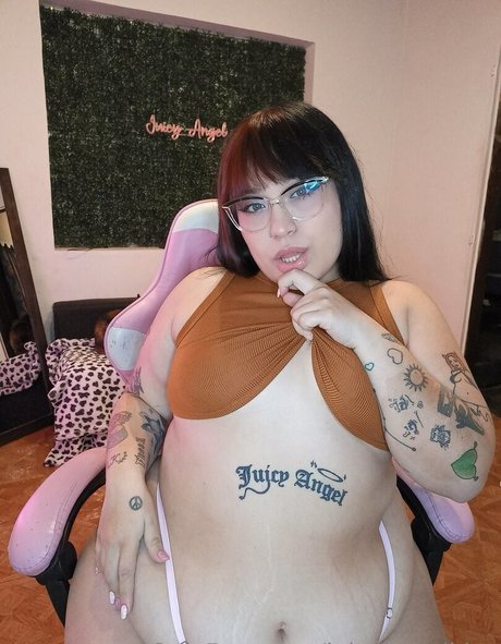 juicyangelbbw nudes star pic