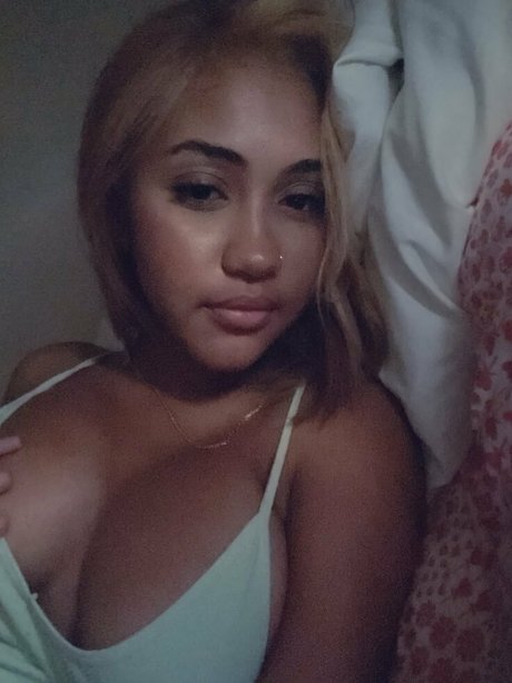 cowboyprincess25 nude model archive