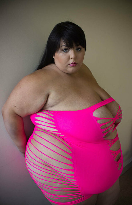 gothgfadeline Profile pic