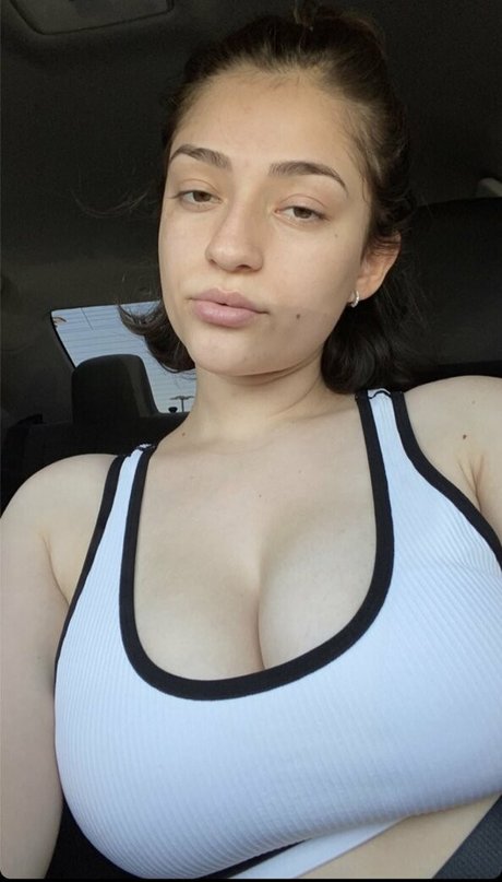 Spanishbbylove nude pornstar pics