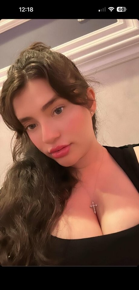 Spanishbbylove pornstar adult picture