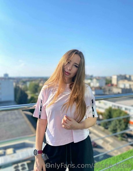 alicee kisss star pretty photo