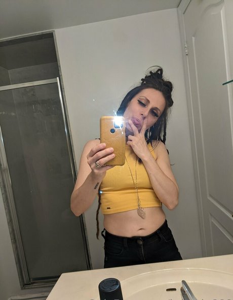 therealmedussa nudes model image