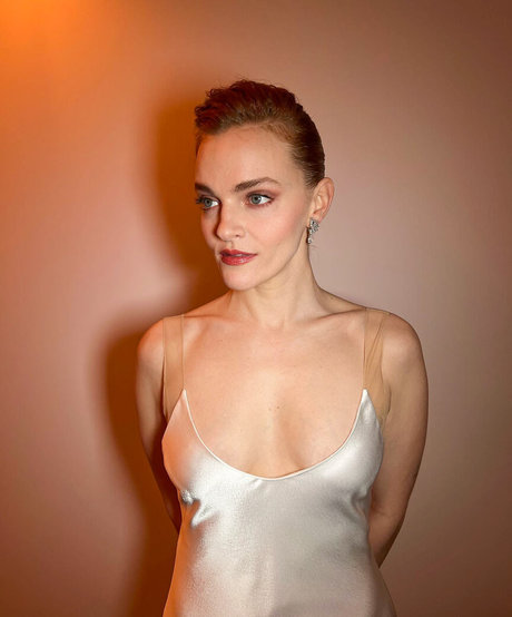 Madeline Brewer perfect pornstar images