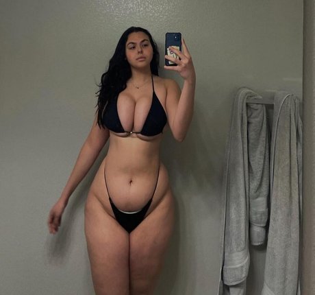 Julitka Tiutiunic pretty actress images