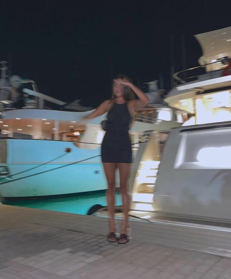 paulagonu nice star photos