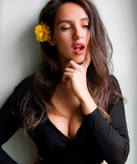 Maria De Nati free actress pic