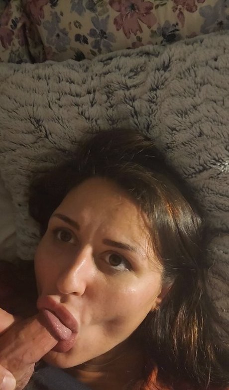 outdoor milf onlyfans pretty pictures