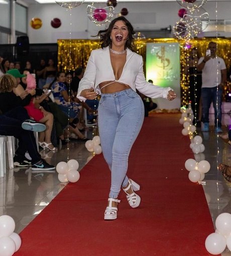 Silmara Nogueira porn model pictures