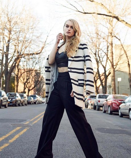 Leven Rambin nude model gallery