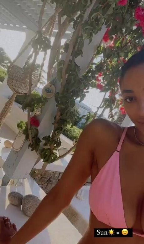 Shirin Olivia perfect actress images