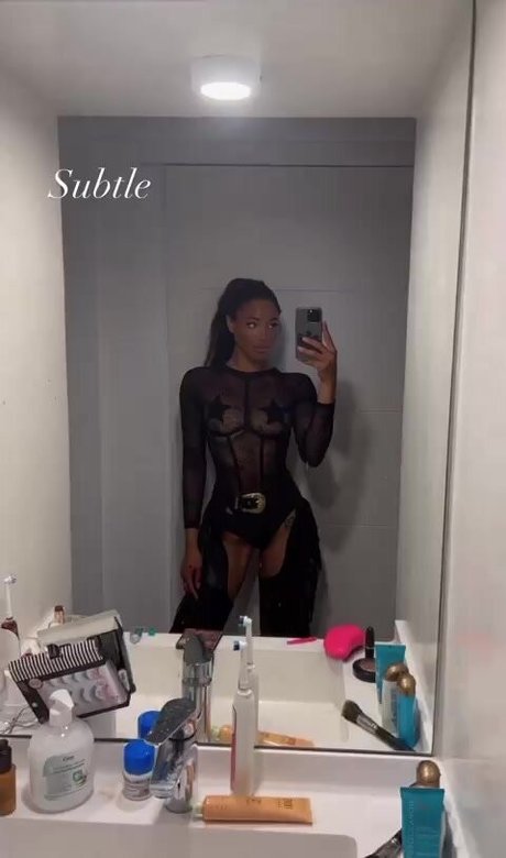 Shirin Olivia xxx actress img