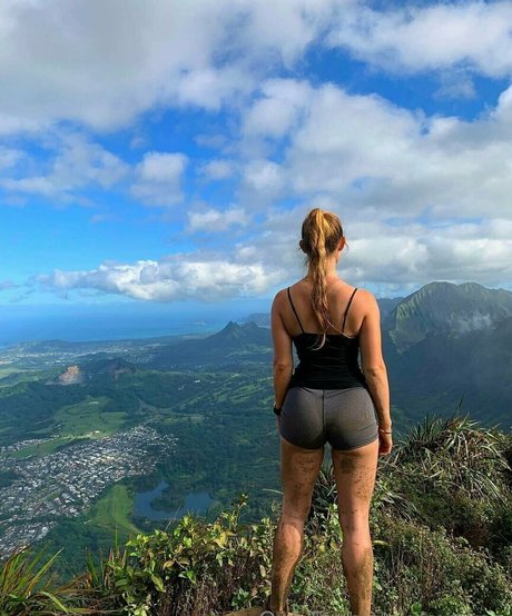 marraa hot star gallery