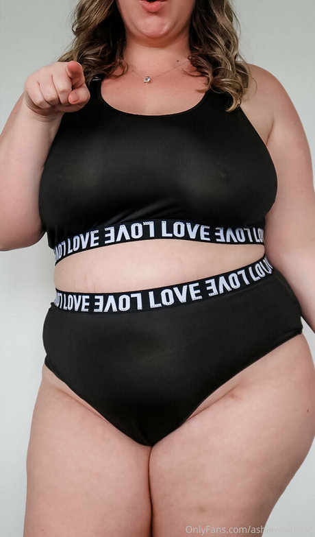 ashleytheteasefree exclusive actress images