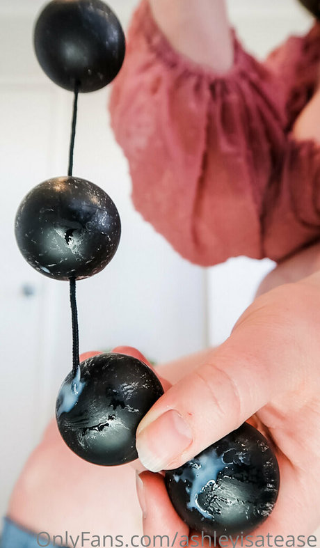 ashleytheteasefree sex model pics