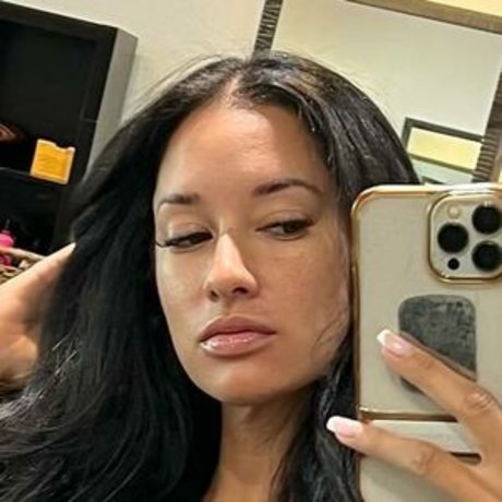 Nikki Blades pornstar pretty photos