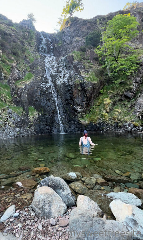 sweetlucysfreepage naked model images