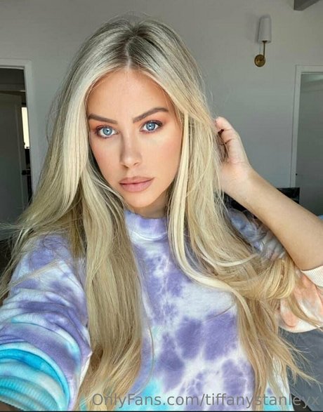 tiffanystanleyx sex model archive