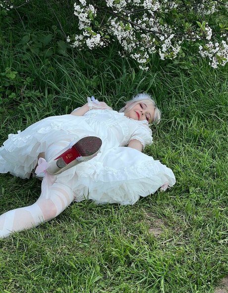 LENivayaAya pornographic actress img