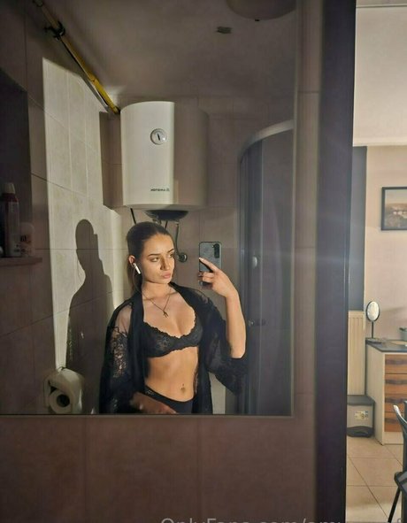 asian american onlyfans naked picture