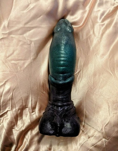 mama ushi nudes actress galleries