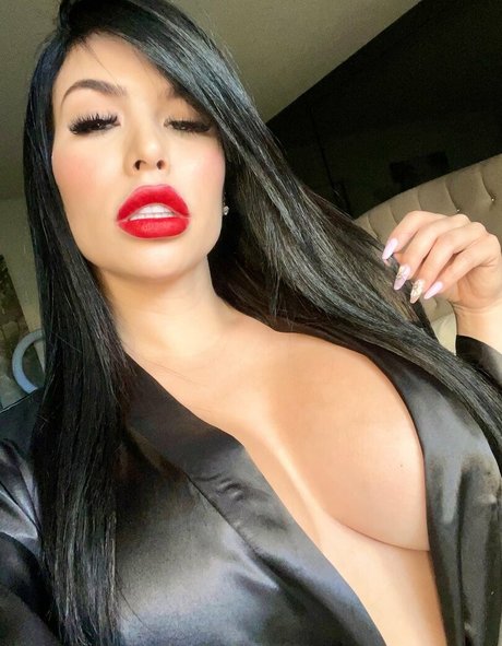 Priscilla Mclean pretty pornstar pics