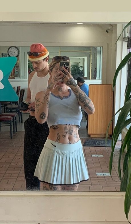 Velvetears star art gallery