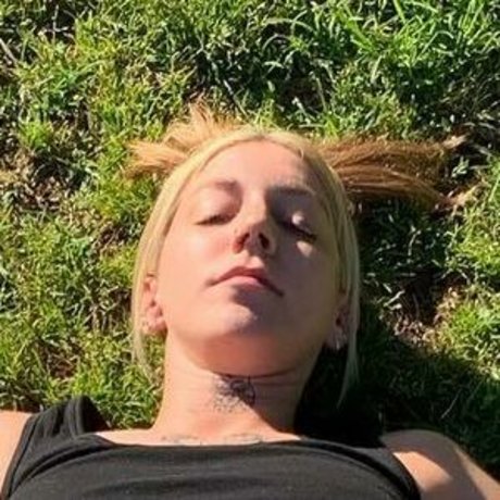 Velvetears star best pics