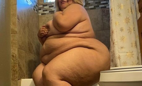 curvy girl onlyfans top archive