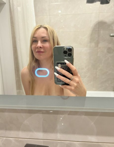 Milavy pretty pornstar gallery