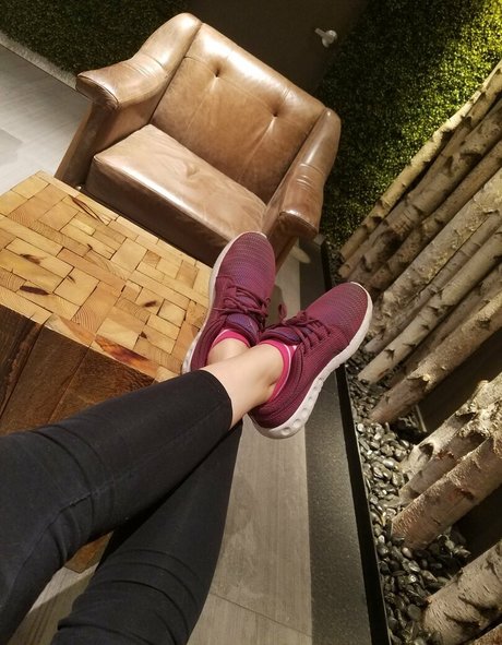 Goddess Rainn model sexy pics