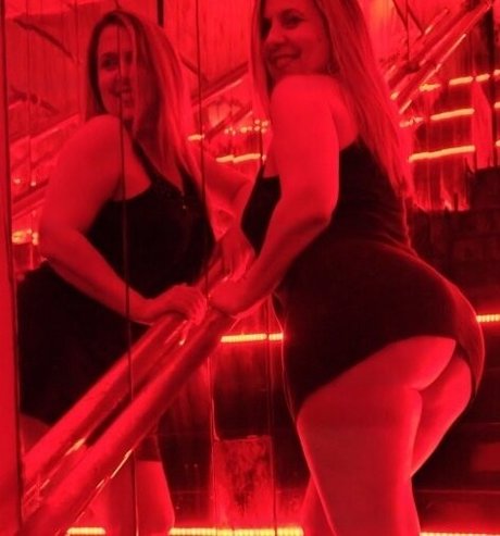 Casal Pimenta high quality star photo