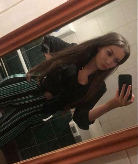 Elise Clayton pornographic actress photo